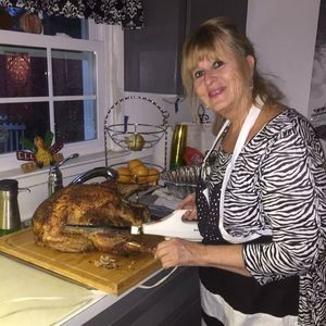 Meet your Posher, Diana lee